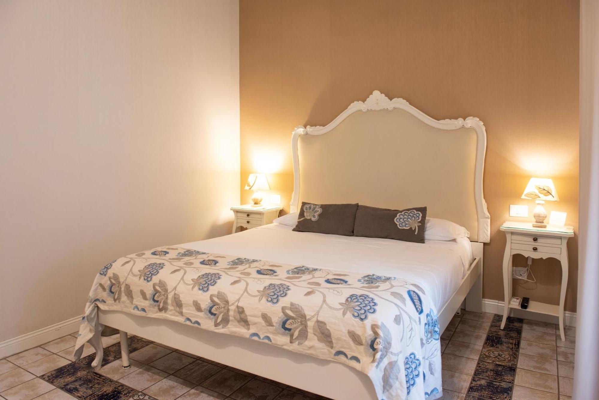 Certosa Suite 那不勒斯 外观 照片